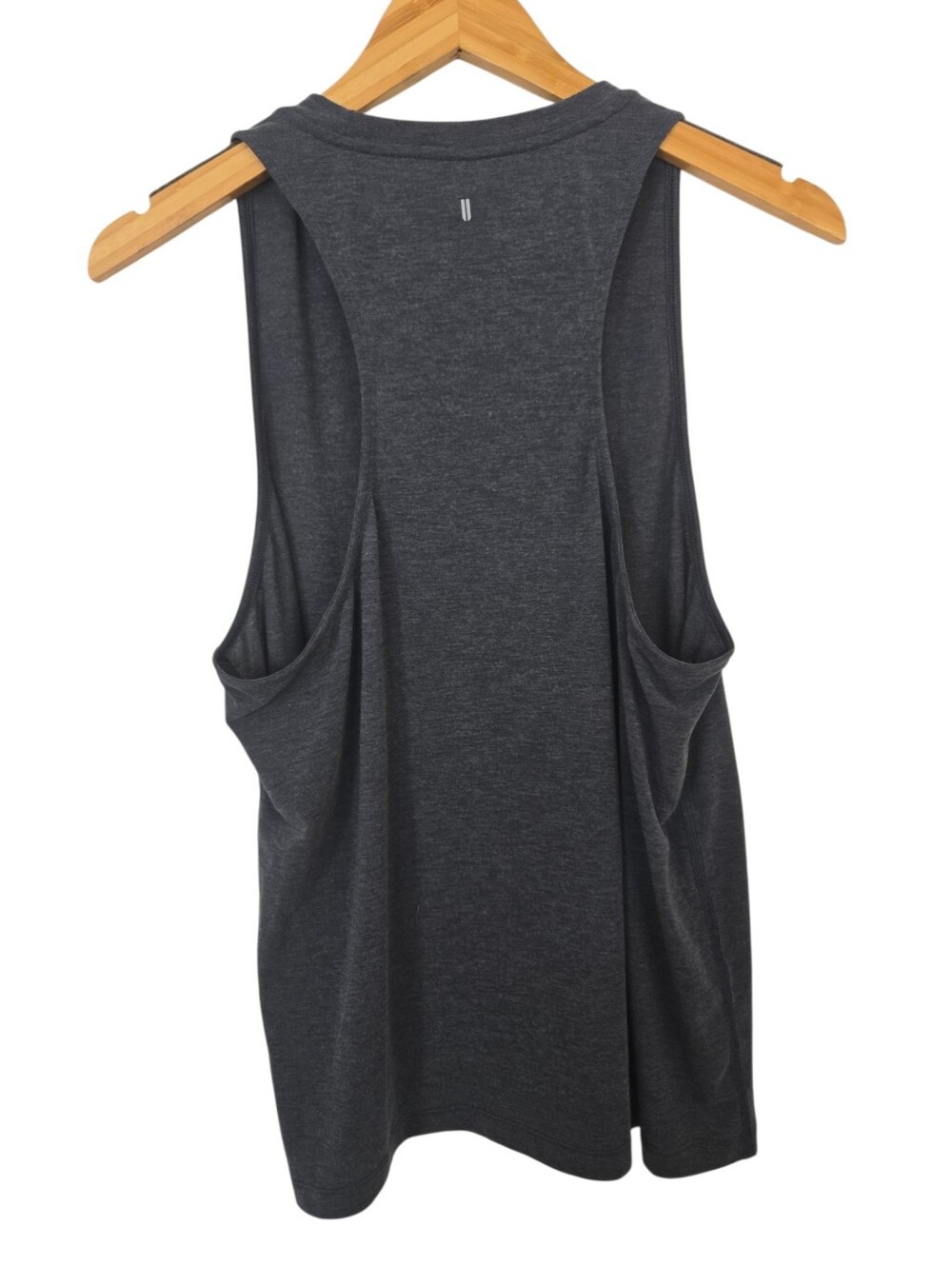 🔥 NOBULL Performance Muscle Tank | Charcoal Gray Athletic Training Top 🔥 - Picture 6 of 7